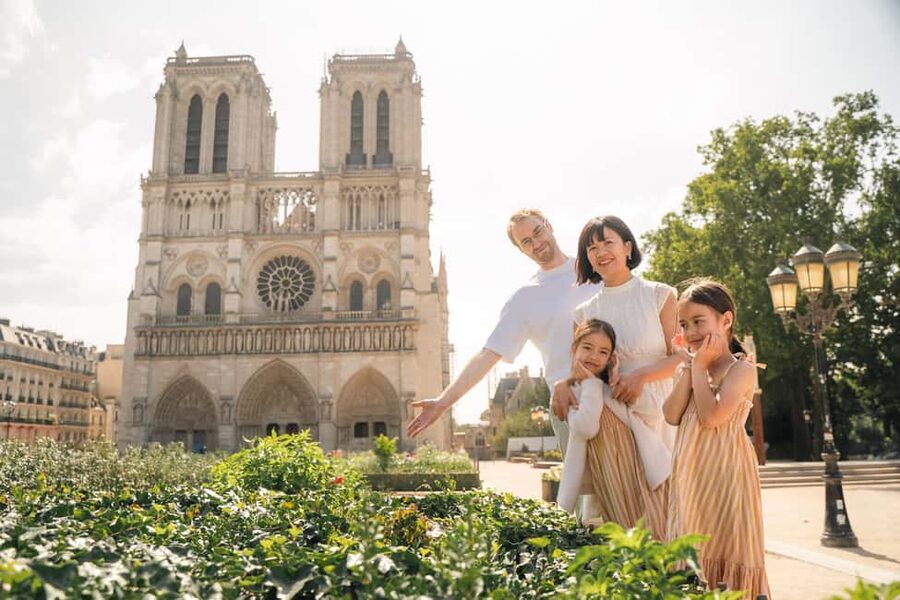 Paris: The Notre Dame Experience with Multiple Tour Options - Interior guided tour: the nave’s light, restored chapels, and sacred relics