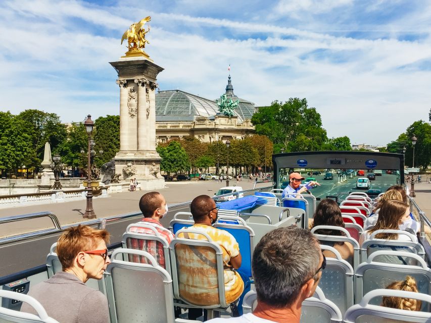 Paris: Tootbus Hop-on Hop-off (Optional River Cruise) - Audio guide and the app: learning without slowing down