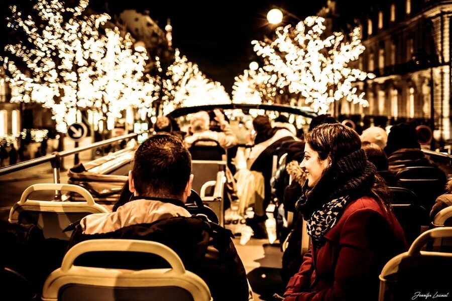 Paris: Tootbus Open-Top Christmas Bus Tour - Key things to know before you go