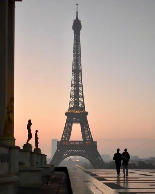 Paris Top Sights Half Day Walking Tour with a Fun Guide - Arc de Triomphe and the Big Arrival Feeling