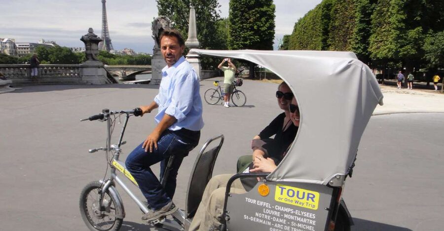 Paris Tuk-Tuk: 2, 4 or 6H First Highlights & Parisian Areas - Electric Tuk-Tuk vs. Walking: Why This Works for First-Time Paris
