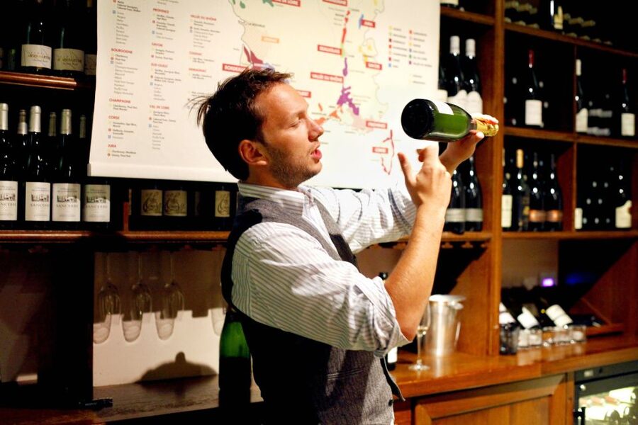 Paris: Wine and Cheese Lunch - How the whole flow works over two hours