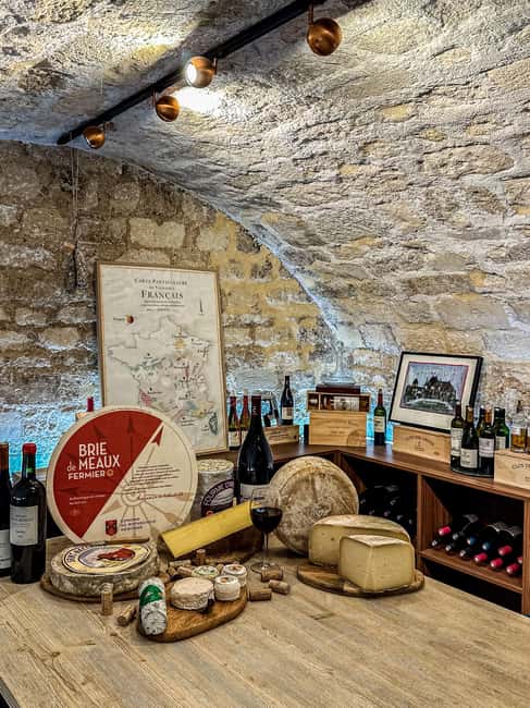 Paris: Wine & Cheese Tasting Master Class Near Eiffel Tower - Key things that make this wine and cheese master class worth it