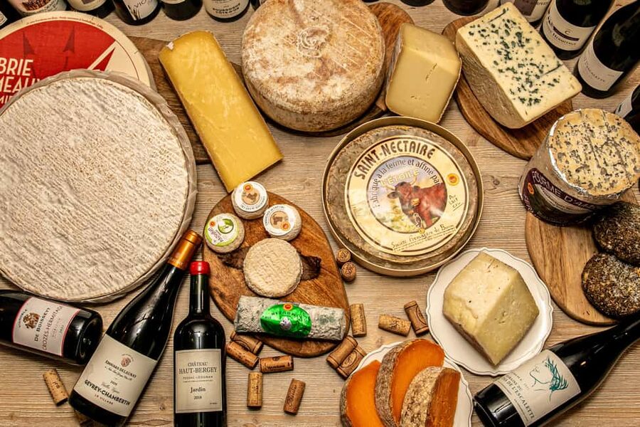 Paris: Wine & Cheese Tasting Master Class Near Eiffel Tower - Where You Start: Gourmet near Invalides, easy from the Eiffel Tower