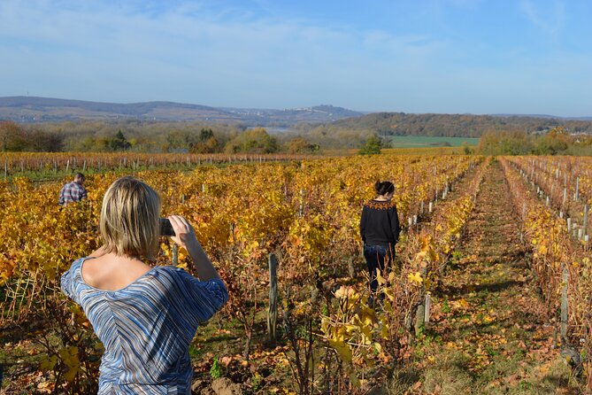 Paris Wine Day Tours exclusive wine tour in the Sancerre area - A Loire wine day that feels small and personal
