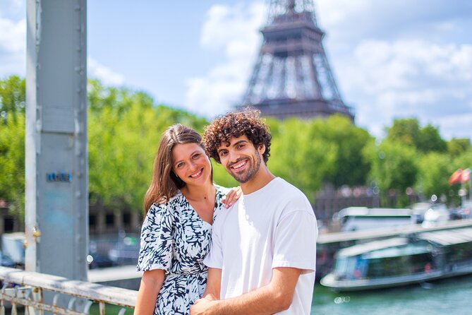 Paris: Your Own Private Photoshoot at the Eiffel Tower - The photographer experience: why the good ones change everything