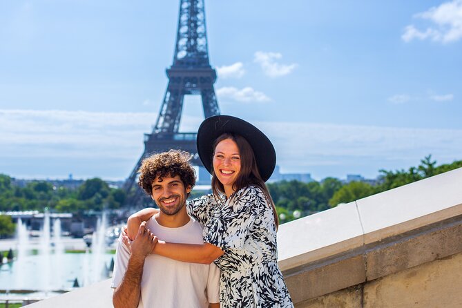 Paris: Your Own Private Photoshoot at the Eiffel Tower - Timing, crowds, and getting the shot you want