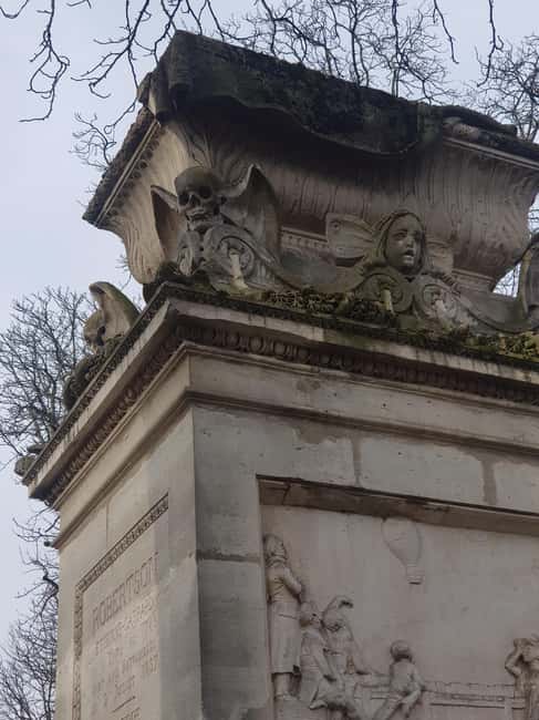 Père-Lachaise : histoires et mystères contés par un comédien - Respect rules and how to keep the mood right