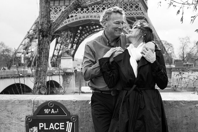 Photo Session in Paris - Photographer at the Eiffel Tower - What to bring, and what you do not need