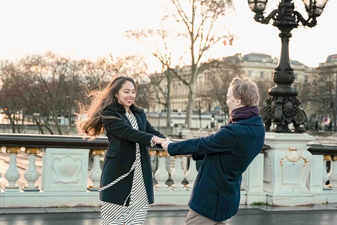 Photoshoot in Paris - Eiffel Tower - Timing tips and how to avoid stress on Eiffel days