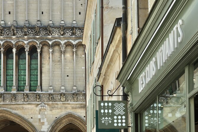 Pinot Noir Masterclass - Wine tasting in Dijon - The Real-World Setting: Tight Shop Space, Limited Seating, and a Lively Atmosphere