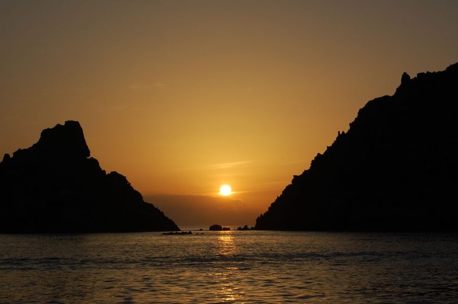 Porto: Half-Day Cruise Scandola Reserve & Calanche de Piana - Capo Rosso and Porto Rosso: the pink granite “swimming pool”