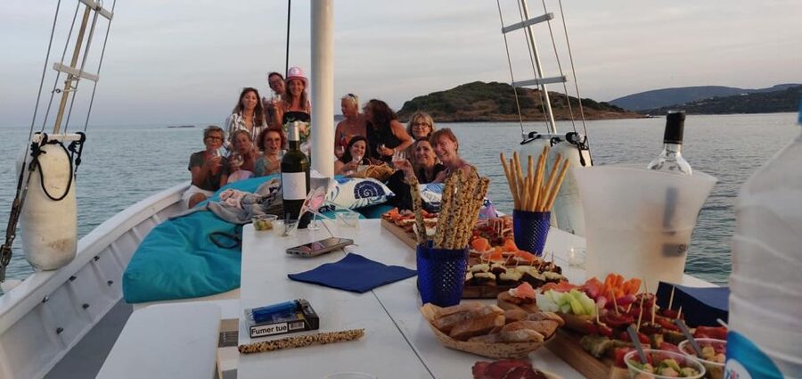 Porto-Vecchio: dinner aperitif at the sunset at sea - Night navigation under the stars, the calm part of the evening