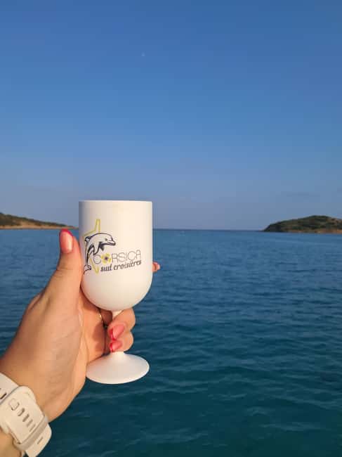 Porto-Vecchio : Sunset Cruise & Apéritif - The aperitif platter: charcuterie, cheese, and rose or white wine