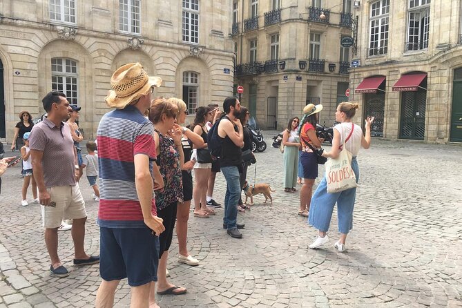 Private - Best of Bordeaux Walking Tour + Glass of Bordeaux Wine - Guides and pacing, where the reviews really point