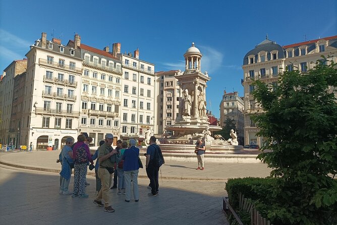 Private guided tour of Lyon - 3 to 4 hours - Price and what you really get for $252.29 per person