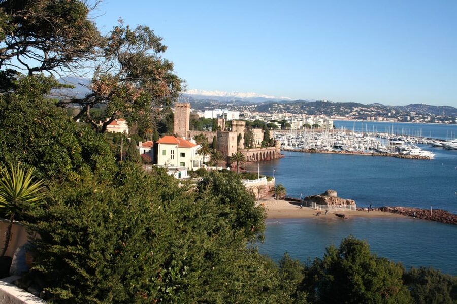 Private Half-Day Tour of the French Riviera in a Vintage Car - Building your Riviera day around your interests