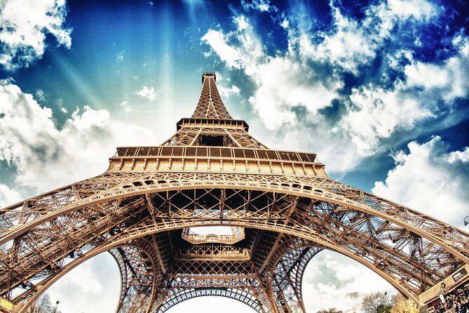 Private Paris Airport Arrival Transfer – CDG & ORLY Airports - Why a private CDG or ORLY transfer is worth it on day one
