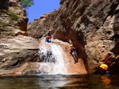 Propriano: Baracci Canyon Beginners Canyoning Tour