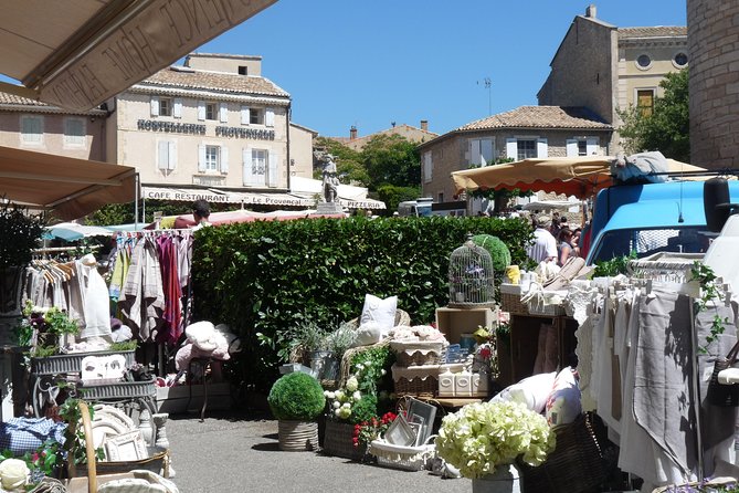 Provence Lavender Full Day Tour from Avignon - Gordes: White Stone Town Views in the Middle of the Lavender Day