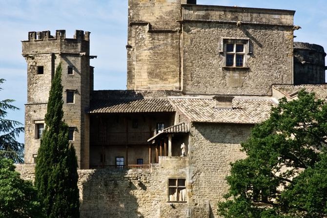 Provence Wineries and Luberon Villages Day Trip from Aix-en-Provence - From Aix to the Luberon, this day trip hits the right rhythm
