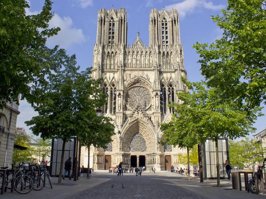 Reims: Guided Tour of Cathedral of Notre Dame de Reims - Reims Notre-Dame in 90 minutes: what this tour does well
