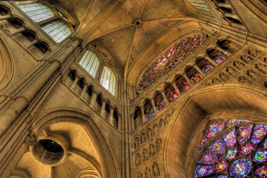 Reims: Guided Tour of Cathedral of Notre Dame de Reims - Inside Reims: the stained glass you’ll remember
