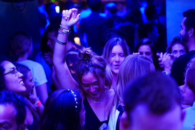 Riviera Bar Crawl Party with Free Shots and VIP Entry - The 9 pm start in Nice: meeting point to first shot