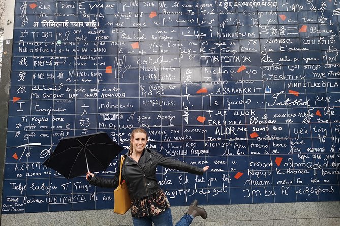 Romantic Montmartre: Paris Lost Lovers Exploration Game and Tour - Why the self-guided format works so well here