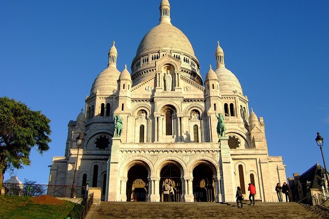Romantic Montmartre: Paris Lost Lovers Exploration Game and Tour - Tips to make your Montmartre quest smoother