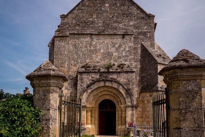 Saint-Émilion Wine Tour By Premium Electric Bike, Lunch Included - Château Coutet: organic vineyard with 400 years of family farming
