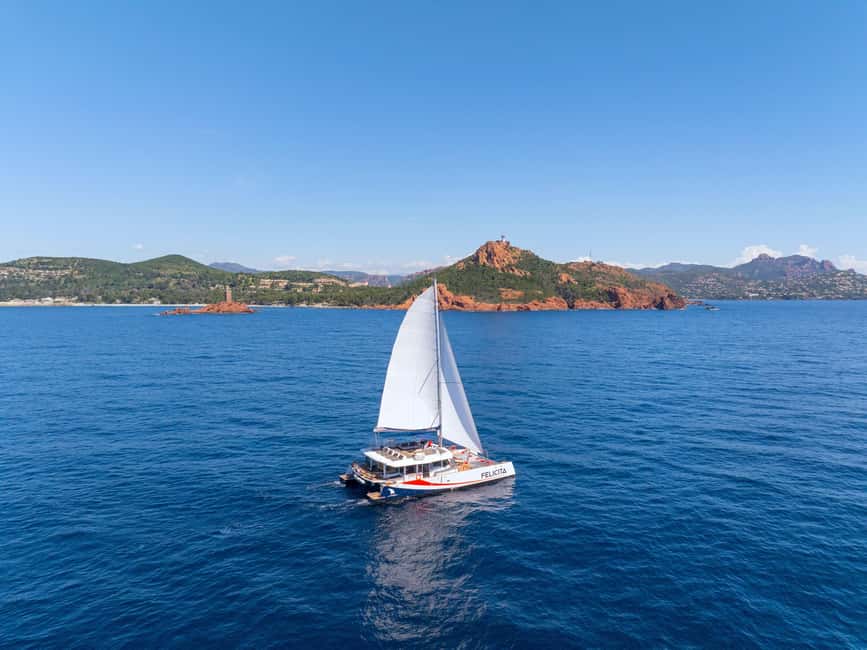Saint-Raphaël: Golden Island Afternoon Cruise with Drinks - The First Sailing Stretch: Boulouris, Île d’Or, Cap Dramont, Agay Bay