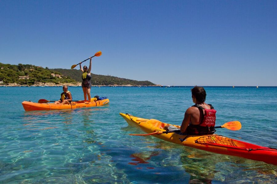 Saint-Tropez: Kayak Experience in Ramatuelle Reserve - The “optional but epic” 3-metre rock cliff jump