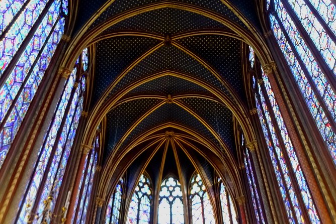 Sainte Chapelle 1h Guided Tour with entrance ticket - Eng / Esp - How the guide turns glass into a story