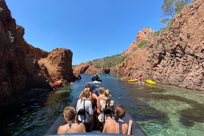 Sea excursion - Estérel Massif by boat - English Commentary: How the Guide Style Shapes Your Experience