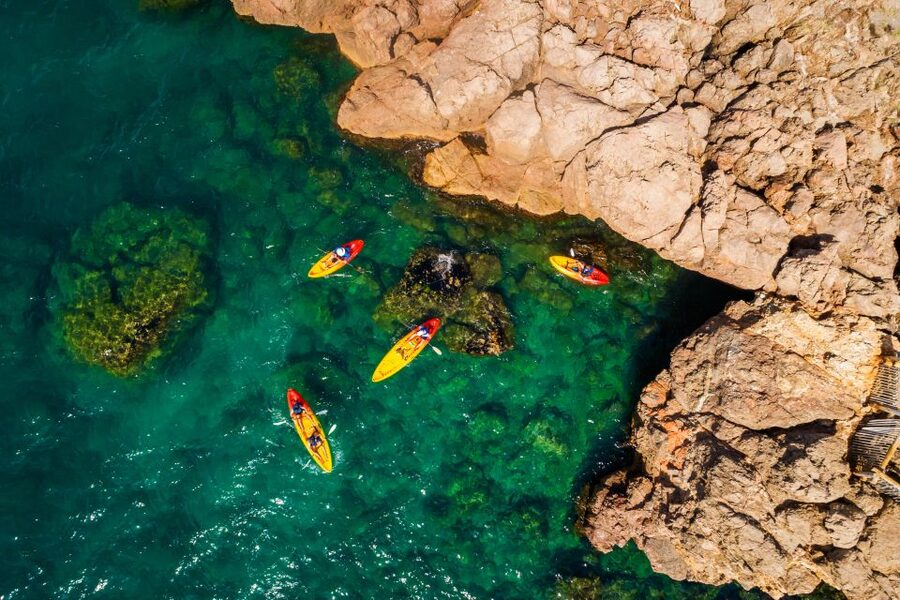 Sea kayak tour: Sète, the French pearl of the Mediterranean - First 30 minutes: safety, gear, and paddle technique that sticks