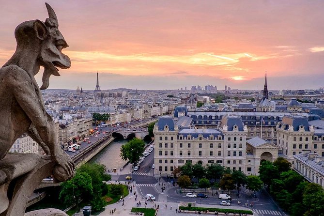 See 15+ Top Sights Paris Tour with Fun Guide, (Walking and Metro Tour) - Louvre Museum Stop: The 15-Minute “Know Where to Go Next” Move