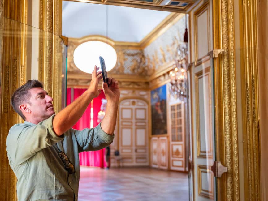 Skip-the-Line Versailles Palace & Garden Tour with Transport - What to bring, what not to bring, and how to avoid Versailles rule trouble