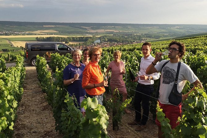 Small Group - Full Day Champagne Tour 3 Small Champagne Growers - Stop 2: Lunch at Why Not, with starter, main, and a glass of Champagne