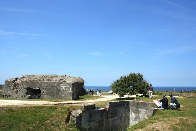 Small Group Guided D-Day Tour and Mémorial de Caen Museum - Omaha Beach: The Landing Sector Connection You Might Miss Alone
