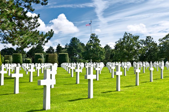 Small Group Guided D-Day Tour and Mémorial de Caen Museum - Normandy American Cemetery at Colleville-sur-Mer: Time to Walk and Reflect