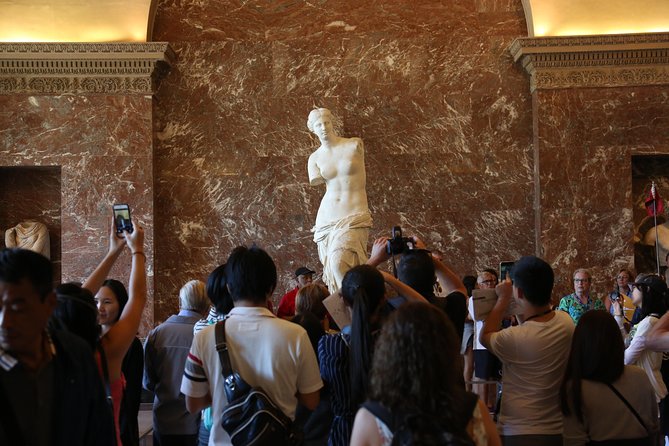 Small-Group Louvre Museum Masterpieces Tour with Access - Small-group comfort, with realistic expectations about stairs and crowds
