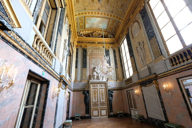 Small Group Paris to Versailles Day Trip with Garden Stroll - La Galerie des Carrosses: royal coaches with character