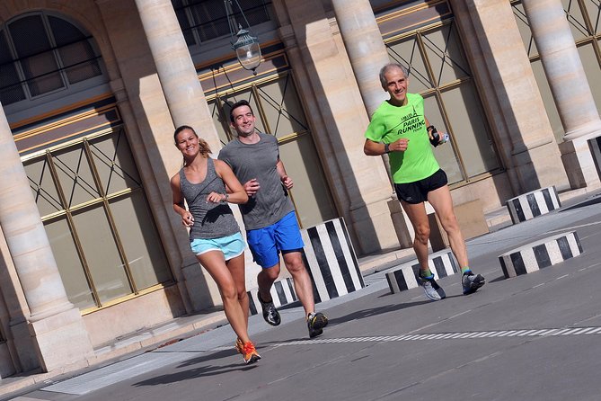 Sports, fun and educational discovery of Paris - Private pickup and a Paris run that stays personal