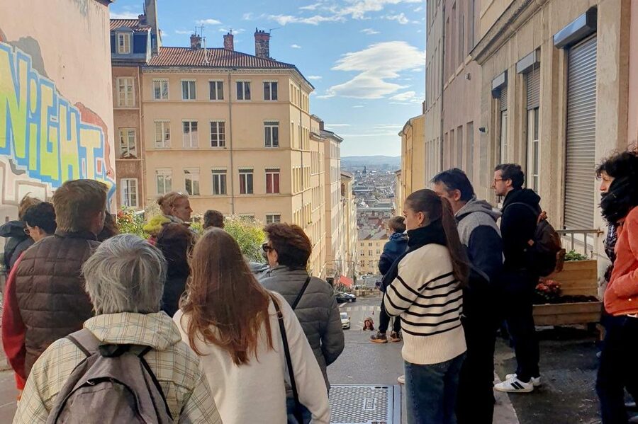 Storytelling tour of Croix-Rousse in French - What to bring, and what to skip