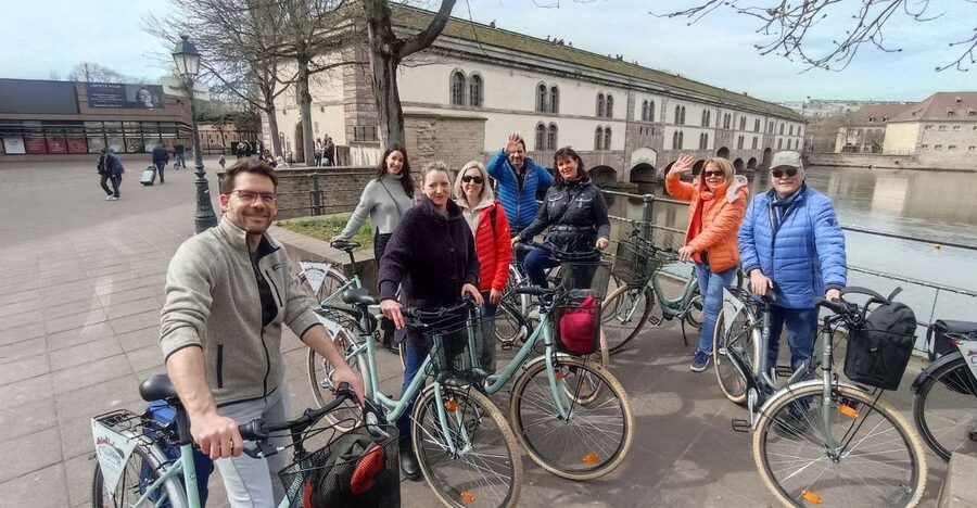 Strasbourg: Guided Bike Tour with a Local Guide - Why a 2.5-Hour Bike Loop Works in Strasbourg