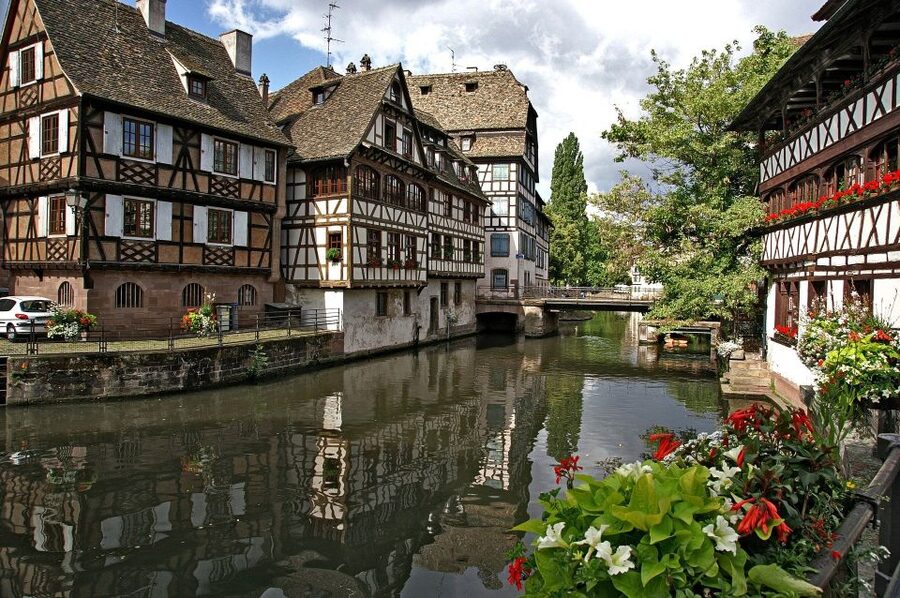 Strasbourg: Private Walking Tour of the Historical Center - Covered bridges from the 1200s: the medieval engineering payoff