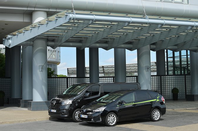 SUV Private Transfer: Paris to Charles de Gaulle Airport (CDG) - Who Should Book This Paris to CDG Transfer