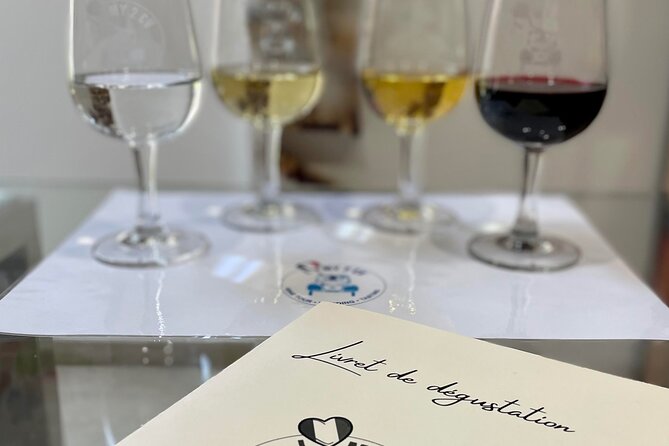 Tasting of 6 Bordeaux wines and pairing charcuterie & cheese - A Bordeaux Wine Tasting With a Real Point