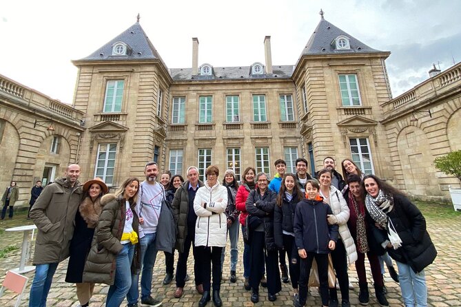 The Most Complete and Best Rated Tour of Bordeaux - Porte Cailhau to Pont de Pierre: gates and a bridge that moves the story